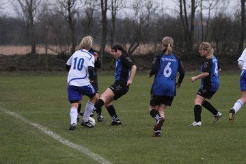 Bild 111 - Frauen am 11.3.12